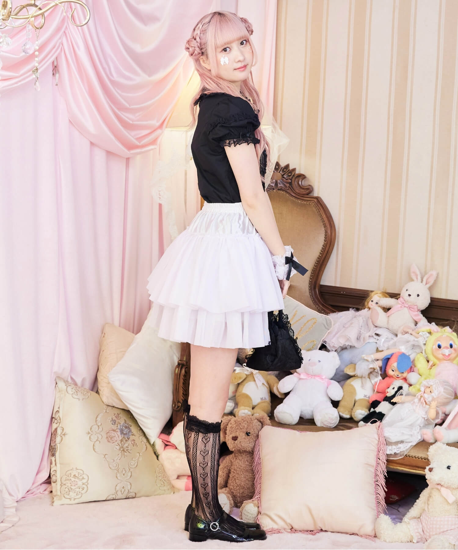 Two-tiered ruffled hard tulle panniers