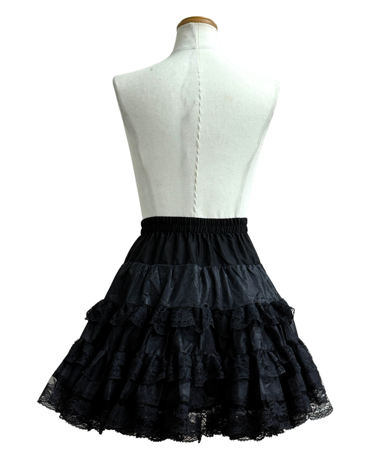 Mini length voluminous lace pannier