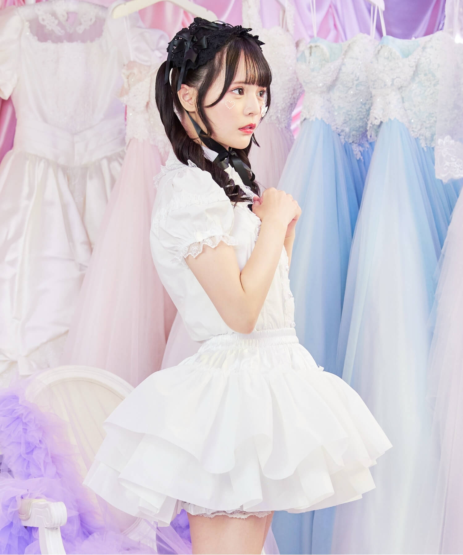 Two-layered frilled skirt pannier