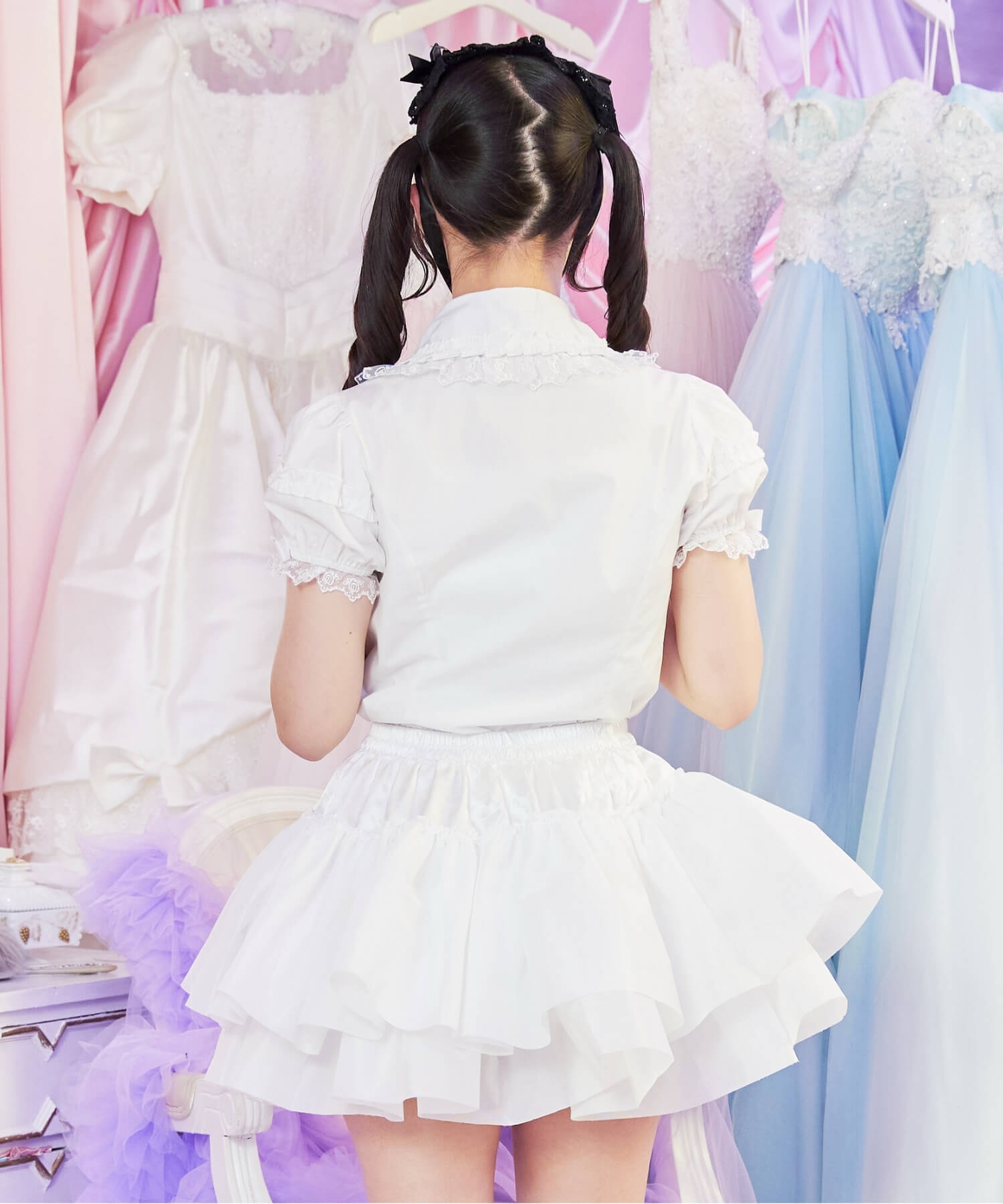 Two-layered frilled skirt pannier