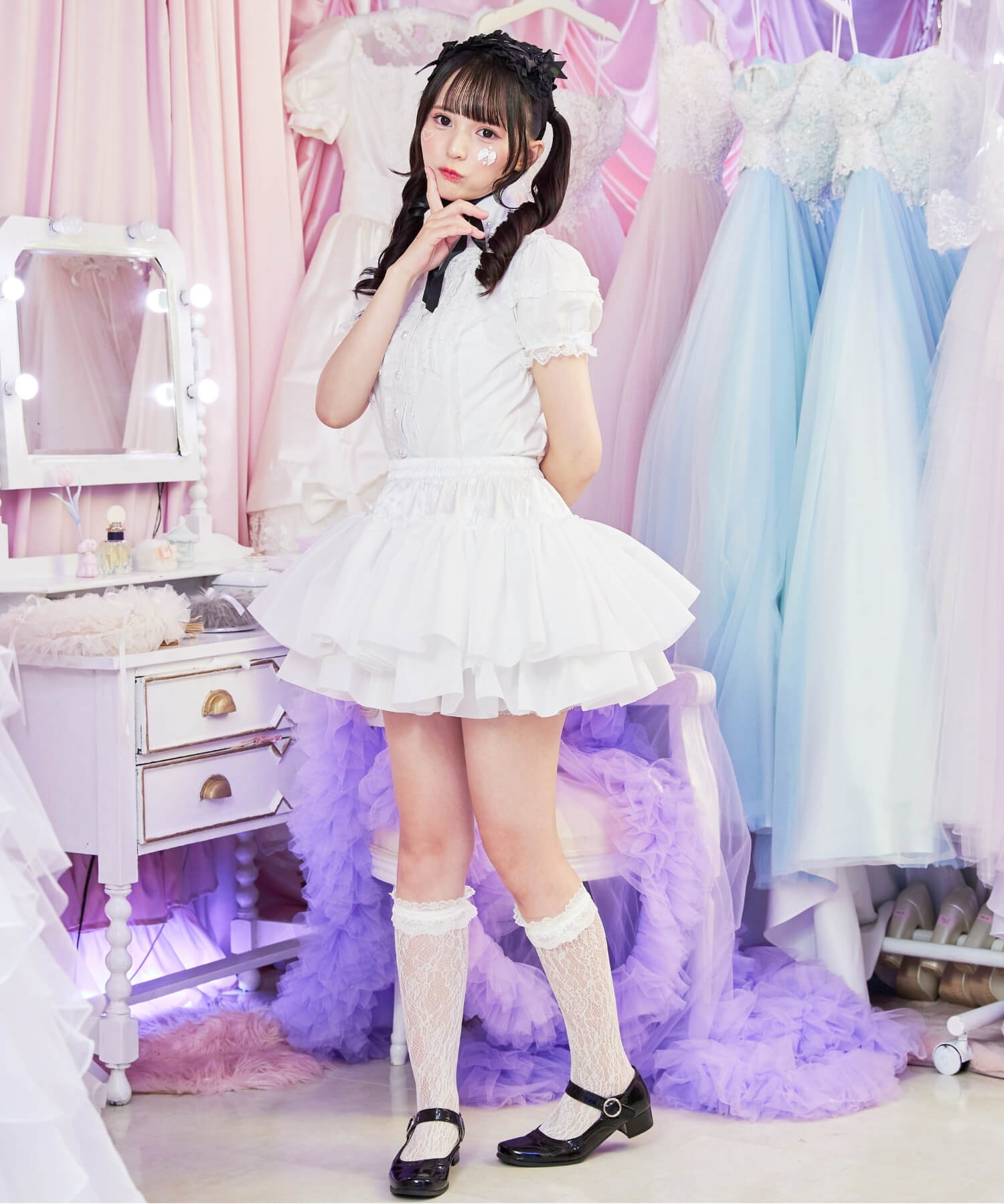Two-layered frilled skirt pannier