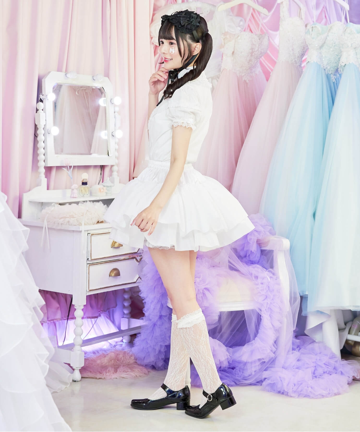 Two-layered frilled skirt pannier
