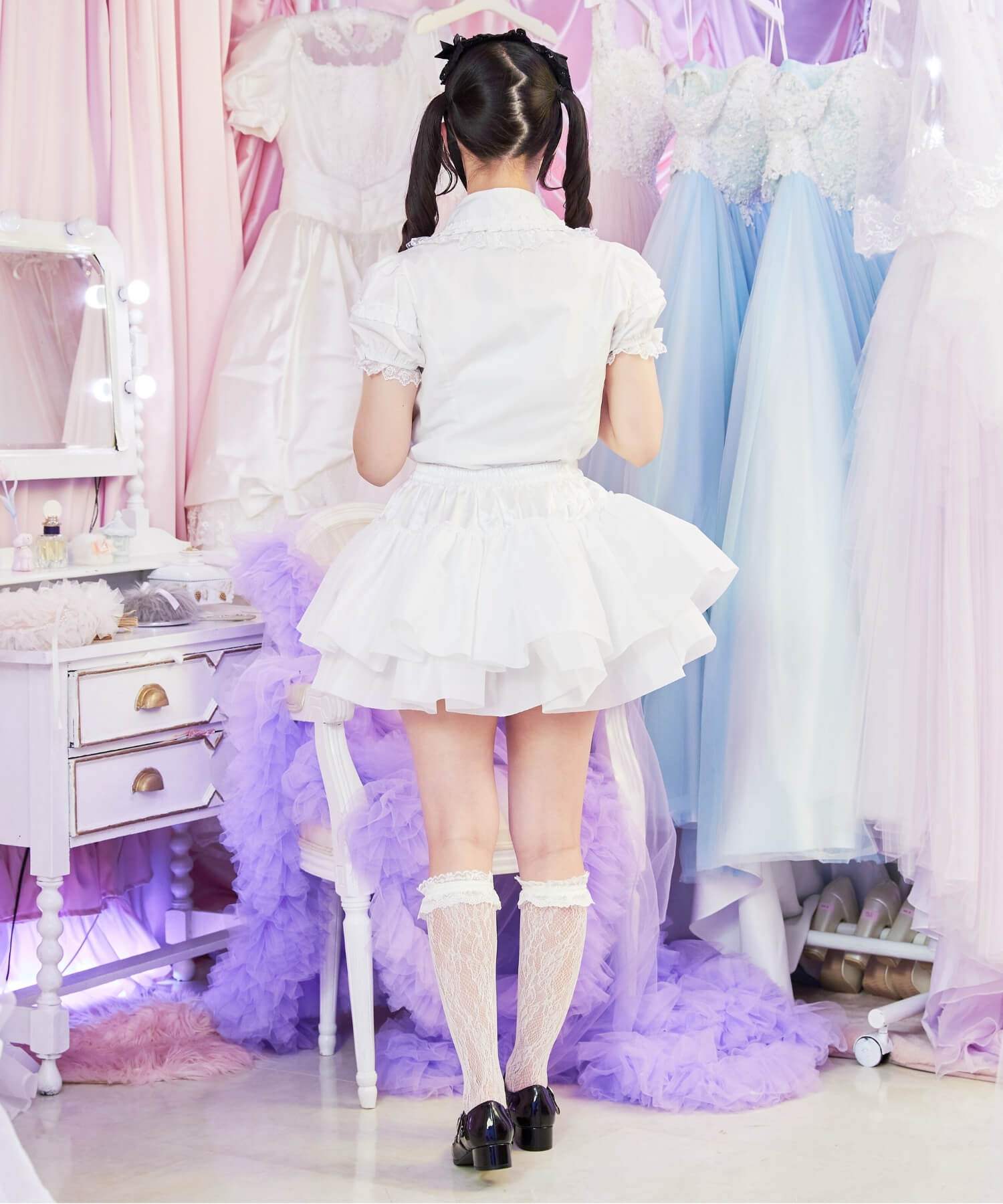Two-layered frilled skirt pannier
