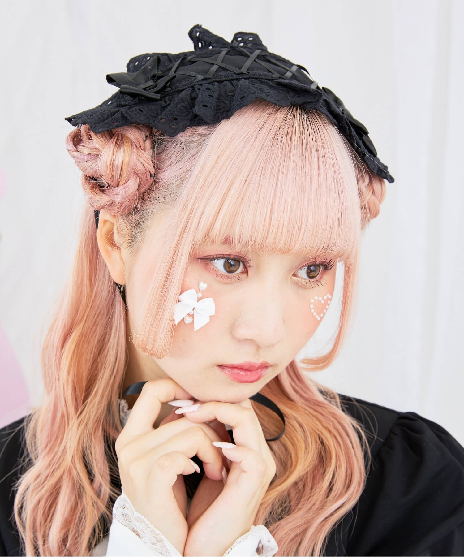 Cut lace ribbon headdress