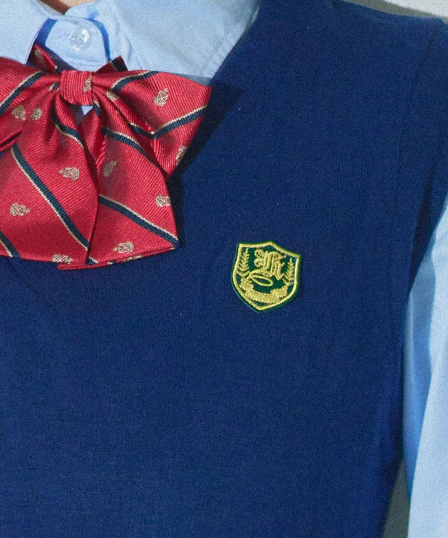 Long-sleeved Korean-style uniform set with vest