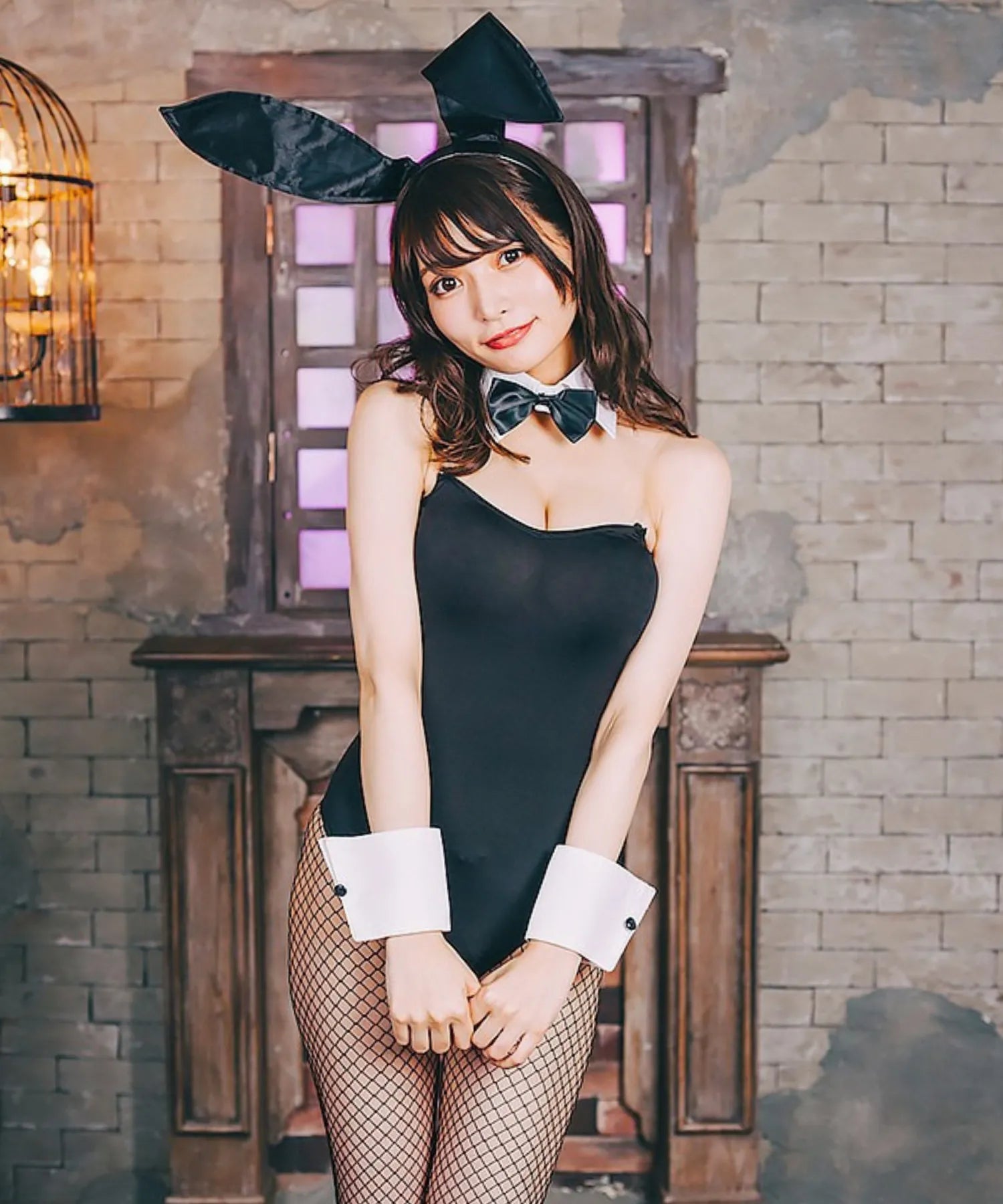 Basic bunny girl costume with transparent strap