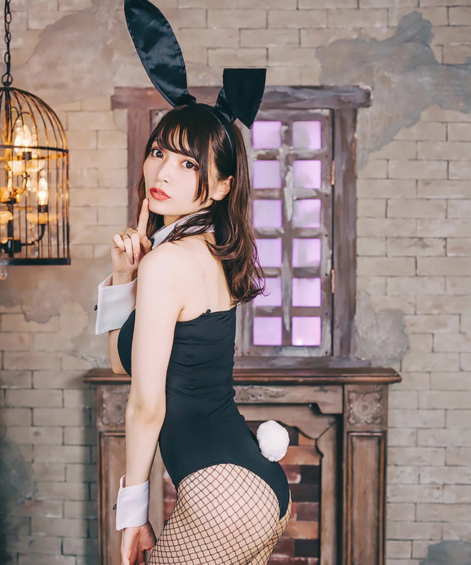 Basic bunny girl costume with transparent strap