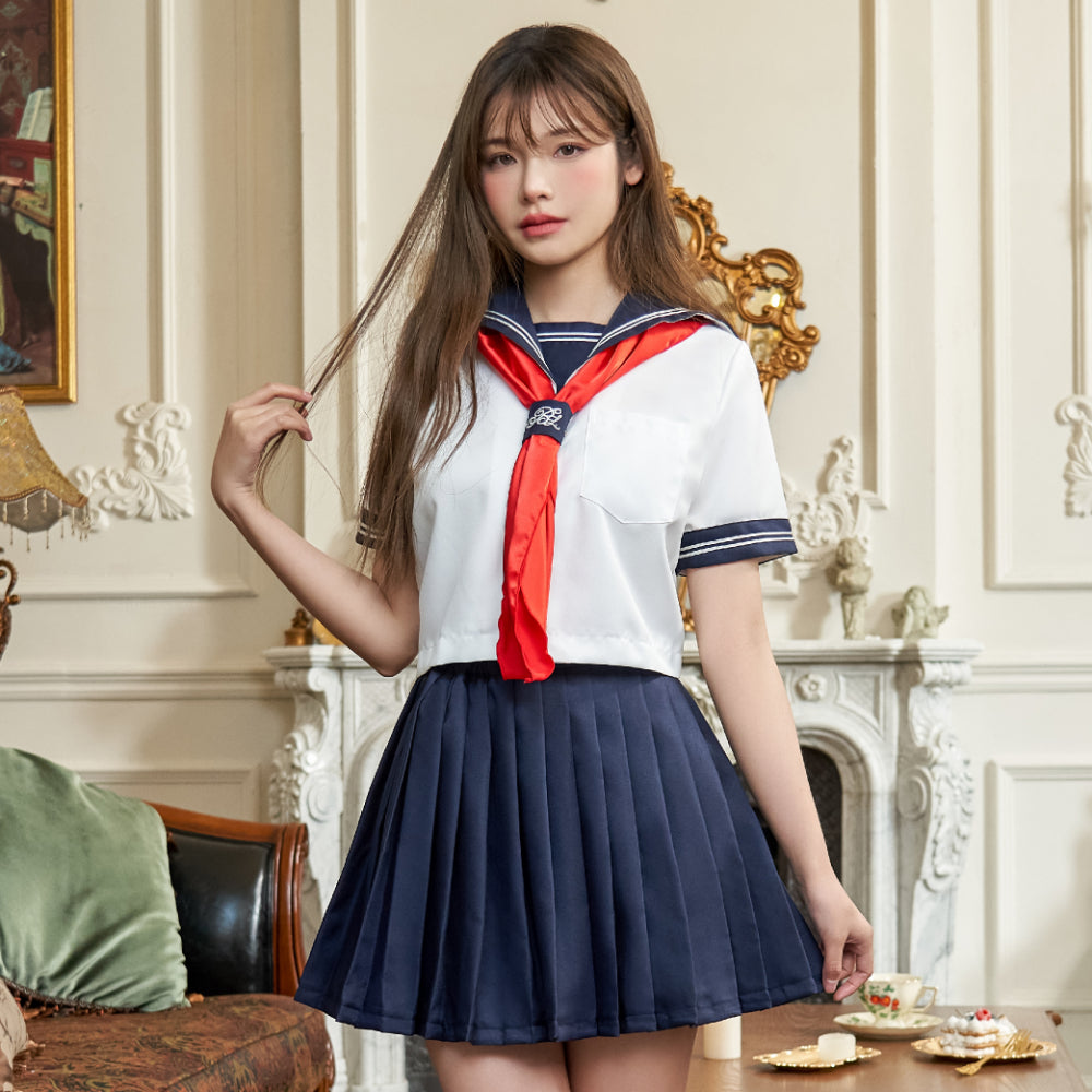 清楚白×紺×赤スカーフ半袖セーラー服